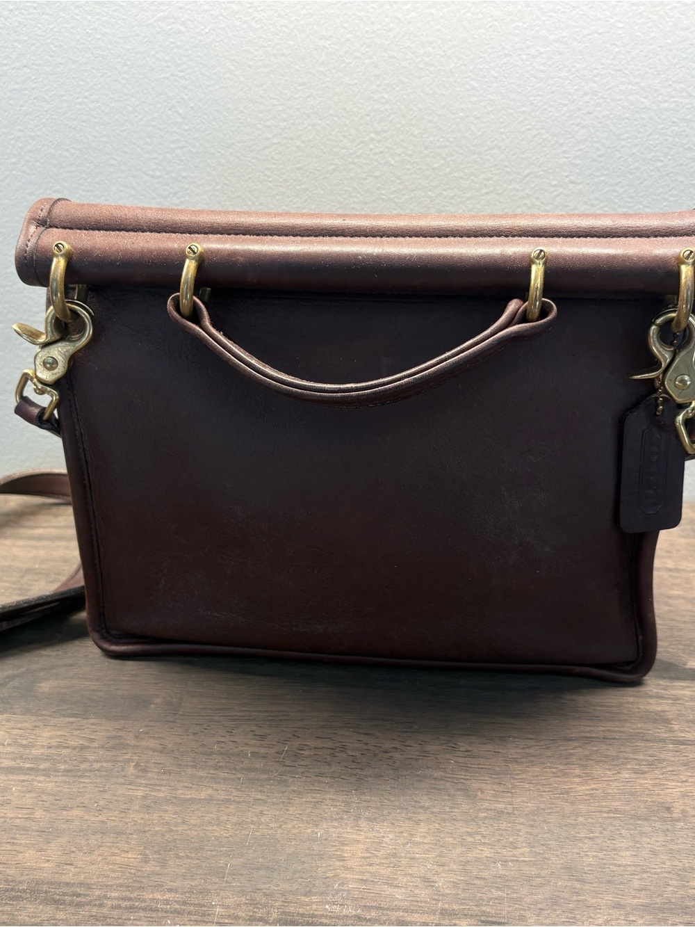 Coach Willis 9927 in Mahogany - Picture 4 of 8